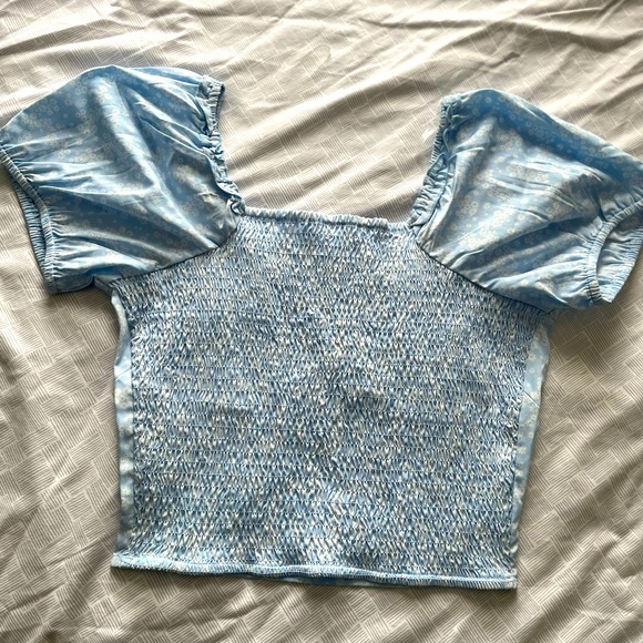 Women’s top - Picture 3 of 4